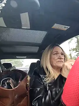 Snapshot of ccrider69_ chatting on December 2, 2025, 9:27 pm ccrider69 online show from December 2, 2025, 9:27 pm