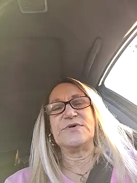 Snapshot of ccrider69_ chatting on November 20, 2025, 10:09 pm ccrider69 online show from November 20, 2025, 10:09 pm