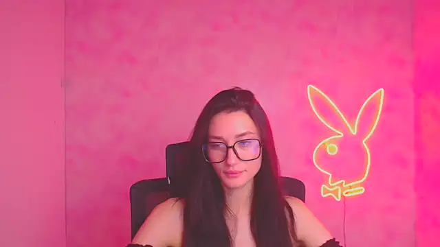 Snapshot of Stella_XO chatting on November 22, 2025, 6:23 am Stella XO online show from November 22, 2025, 6:23 am