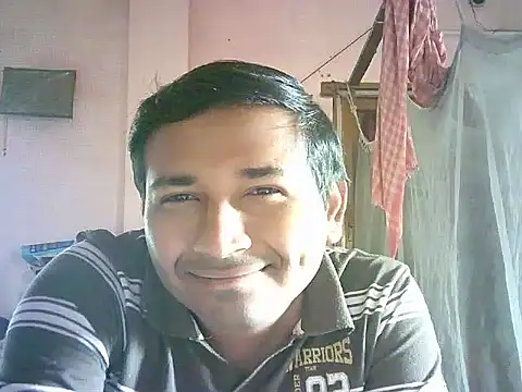 handsome12345  online show from January 7, 2026, 3:00 am