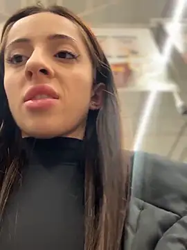 Lilitoppp online show from November 29, 2025, 11:54 am