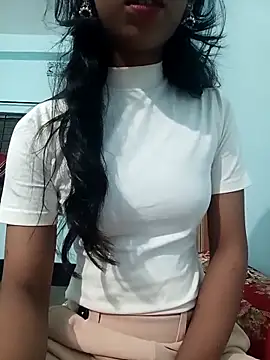 Purnima 18 online show from December 4, 2025, 5:01 pm