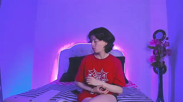 Snapshot of CoralAndOcean_ chatting on January 7, 2026, 5:40 pm CoralAndOcean online show from January 7, 2026, 5:40 pm