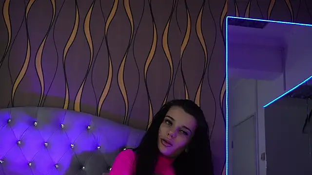 lovely sophia  online show from November 26, 2025, 5:51 am