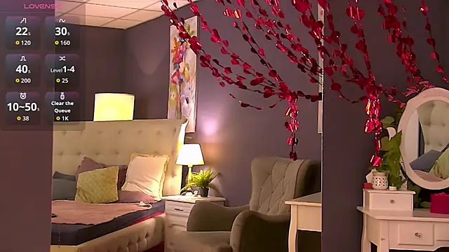 SeniGrandee online show from February 10, 2026, 9:25 pm