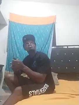 Snapshot of laperson chatting on November 21, 2025, 10:31 pm laperson online show from November 21, 2025, 10:31 pm