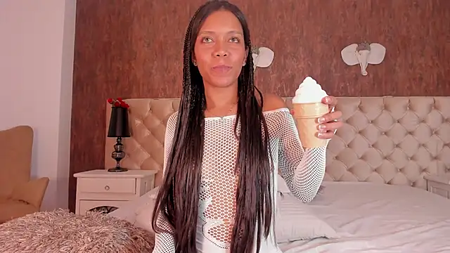 Snapshot of DaimondJohnson chatting on February 24, 2026, 5:52 am DaimondJohnson online show from February 24, 2026, 5:52 am