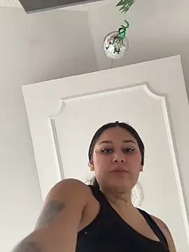 Snapshot of kylie_pregnat chatting on November 27, 2025, 1:11 pm kylie pregnat online show from November 27, 2025, 1:11 pm