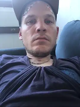 Spielzeugtwink online show from June 28, 2026, 4:24 pm