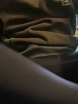 Spielzeugtwink online show from February 2, 2026, 2:05 pm