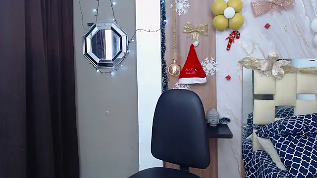 Snapshot of sweett_love_ chatting on November 29, 2025, 3:17 am sweett love online show from November 29, 2025, 3:17 am