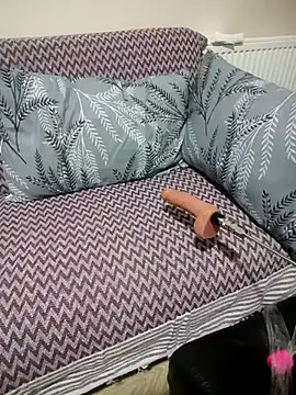 simgeozan online show from February 17, 2026, 7:33 pm