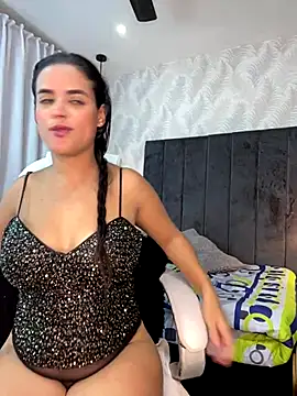 Snapshot of Aria_Kitty chatting on November 24, 2025, 7:47 pm Aria Kitty online show from November 24, 2025, 7:47 pm