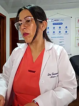 Snapshot of JustSamantha_ chatting on February 7, 2026, 12:57 pm JustSamantha online show from February 7, 2026, 12:57 pm