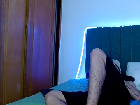 Snapshot of Lincon_Ale chatting on November 30, 2025, 7:36 pm Lincon Ale online show from November 30, 2025, 7:36 pm