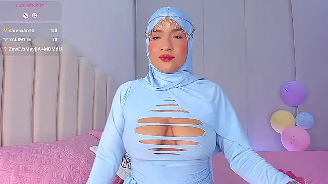 Snapshot of Amira-Zahra chatting on May 21, 2026, 10:29 pm Amira-Zahra online show from May 21, 2026, 10:29 pm