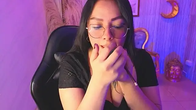 lexie s online show from December 20, 2025, 8:12 pm