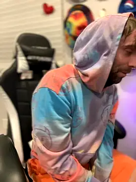 strippingmale1 online show from November 24, 2025, 3:28 am