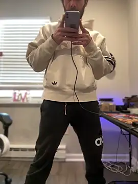 strippingmale1 online show from December 3, 2025, 5:34 pm