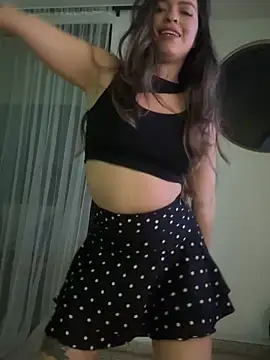 Snapshot of Little__Danni1 chatting on February 20, 2026, 4:31 am Little Danni1 online show from February 20, 2026, 4:31 am