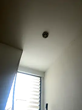 Little  Danni1 online show from December 1, 2025, 8:42 pm