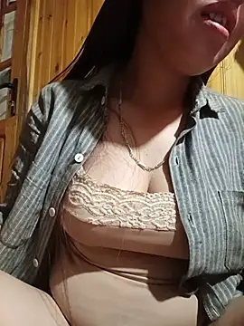 Jelly-squirt online show from May 18, 2026, 11:20 pm