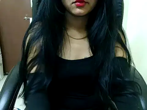 cute girl 81 online show from December 15, 2025, 7:31 pm