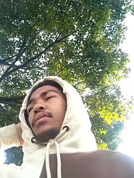 Eezxxx online show from March 28, 2026, 5:08 am