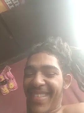 Snapshot of Eezxxx chatting on February 11, 2026, 1:55 pm Eezxxx online show from February 11, 2026, 1:55 pm