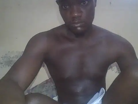 UsTwo  online show from November 30, 2025, 5:41 am