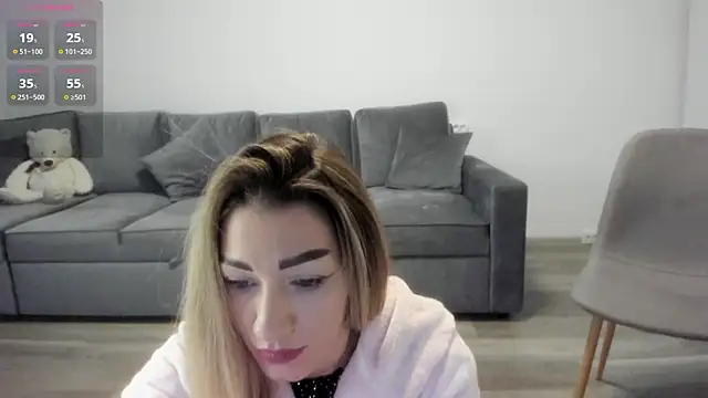 Snapshot of rossana_doll chatting on December 1, 2025, 6:36 am rossana doll online show from December 1, 2025, 6:36 am