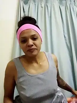 Snapshot of Cadence28 chatting on April 30, 2026, 6:26 pm Cadence28 online show from April 30, 2026, 6:26 pm