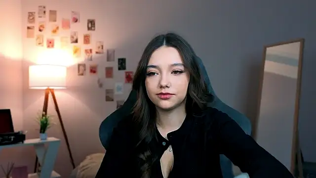 Vexorine online show from February 17, 2026, 7:22 pm