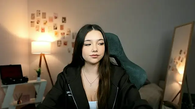 Vexorine online show from March 12, 2026, 7:29 pm