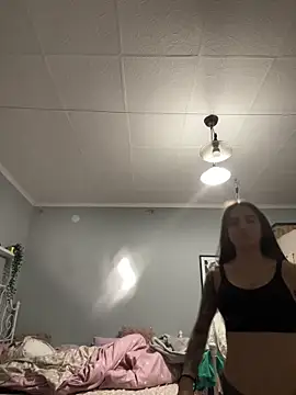 Snapshot of PureEllieX chatting on December 20, 2025, 3:20 am PureEllieX online show from December 20, 2025, 3:20 am