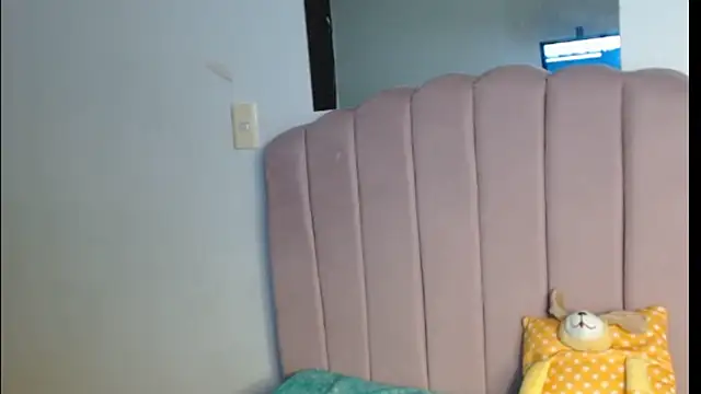 Juliana  lx online show from February 23, 2026, 1:44 pm