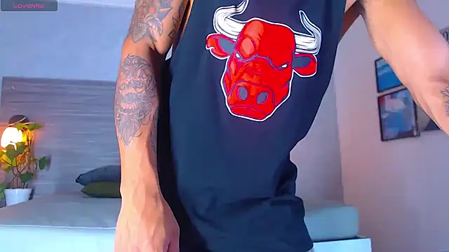 Hot Latino x online show from February 27, 2026, 12:27 pm