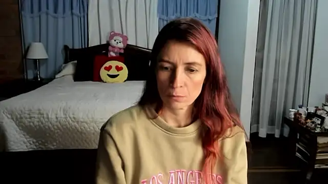 Charlotte-Willson online show from February 3, 2026, 2:53 am