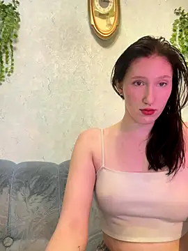 Snapshot of liliana_shvezz chatting on December 2, 2025, 12:18 pm liliana shvezz online show from December 2, 2025, 12:18 pm