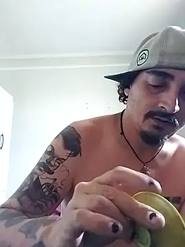 Snapshot of LUcyf3RmAl3696 chatting on December 3, 2025, 3:55 pm LUcyf3RmAl3696 online show from December 3, 2025, 3:55 pm