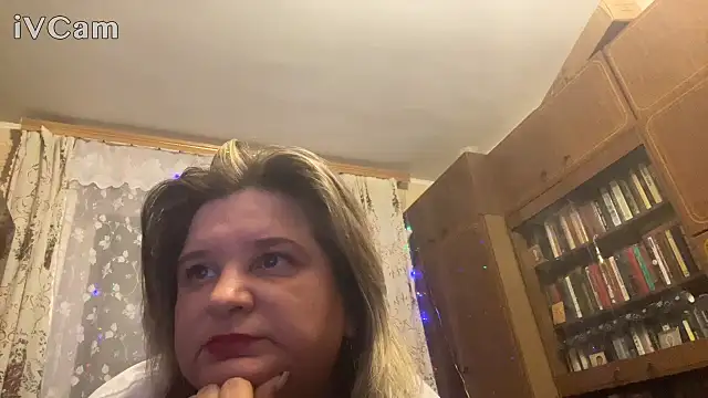 GRETTABABY online show from November 30, 2025, 4:19 pm