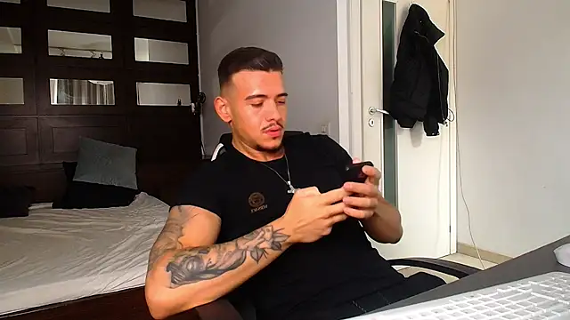 ElijahThorne online show from February 23, 2026, 10:05 am