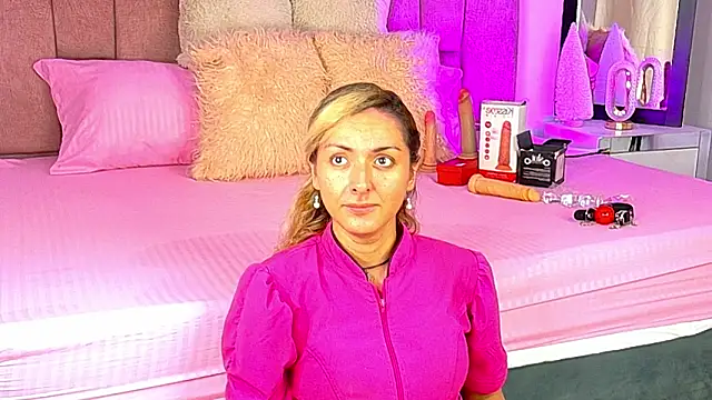 Lunitaa Diva online show from December 20, 2025, 2:20 pm