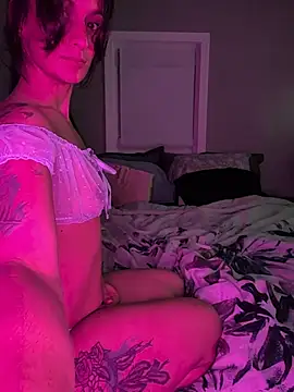 Snapshot of LexiLuxi chatting on November 27, 2025, 4:13 am LexiLuxi online show from November 27, 2025, 4:13 am