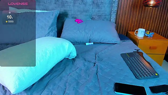 Snapshot of alan_bless18 chatting on November 27, 2025, 7:14 pm alan bless18 online show from November 27, 2025, 7:14 pm