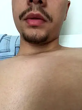 vitorwez online show from November 23, 2025, 5:12 pm