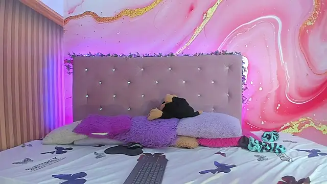 Snapshot of Ares_infernal chatting on December 1, 2025, 3:18 am Ares infernal online show from December 1, 2025, 3:18 am