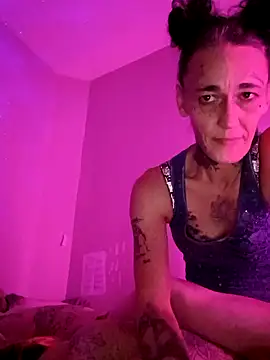 Snapshot of chaoticluvbug chatting on January 19, 2026, 9:13 am chaoticluvbug online show from January 19, 2026, 9:13 am