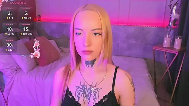 Snapshot of MarquiseMuse chatting on February 26, 2026, 6:02 am MarquiseMuse online show from February 26, 2026, 6:02 am