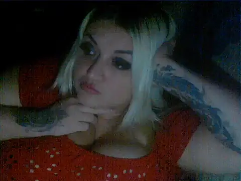 Snapshot of CharleyCream chatting on November 30, 2025, 12:39 pm CharleyCream online show from November 30, 2025, 12:39 pm